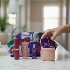 Clinique Skincare and Lipstick 6 Piece Set